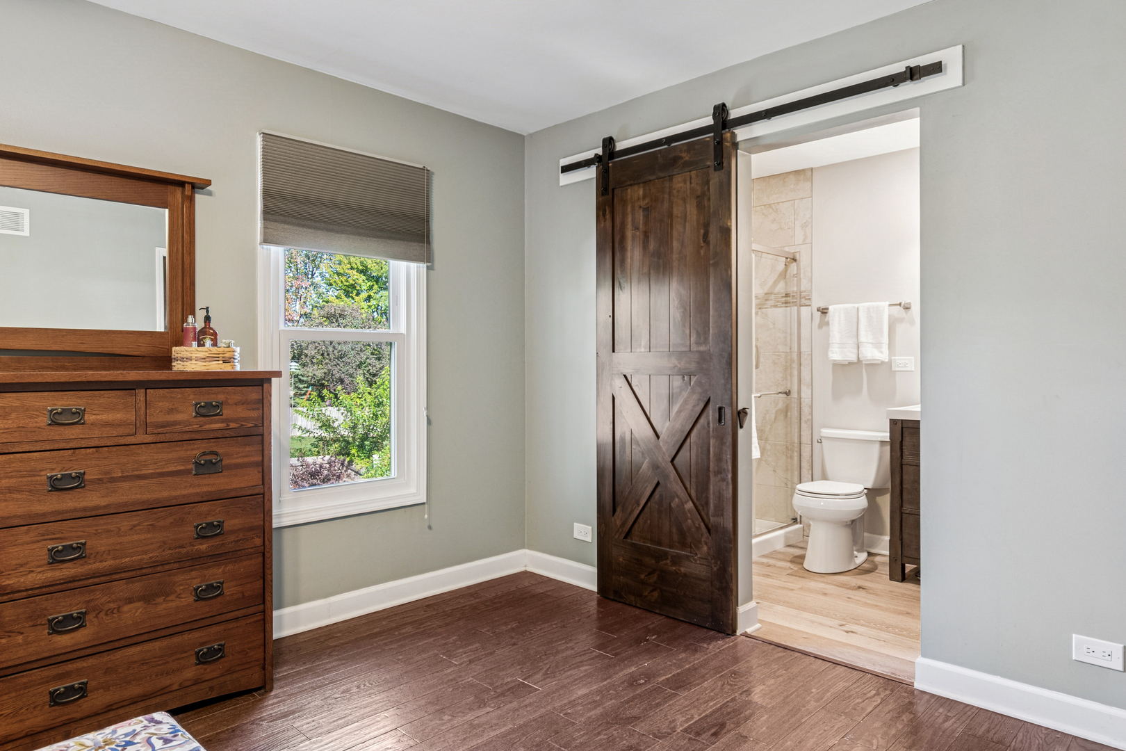 2486 Hedge Row Drive, Aurora, IL 60502