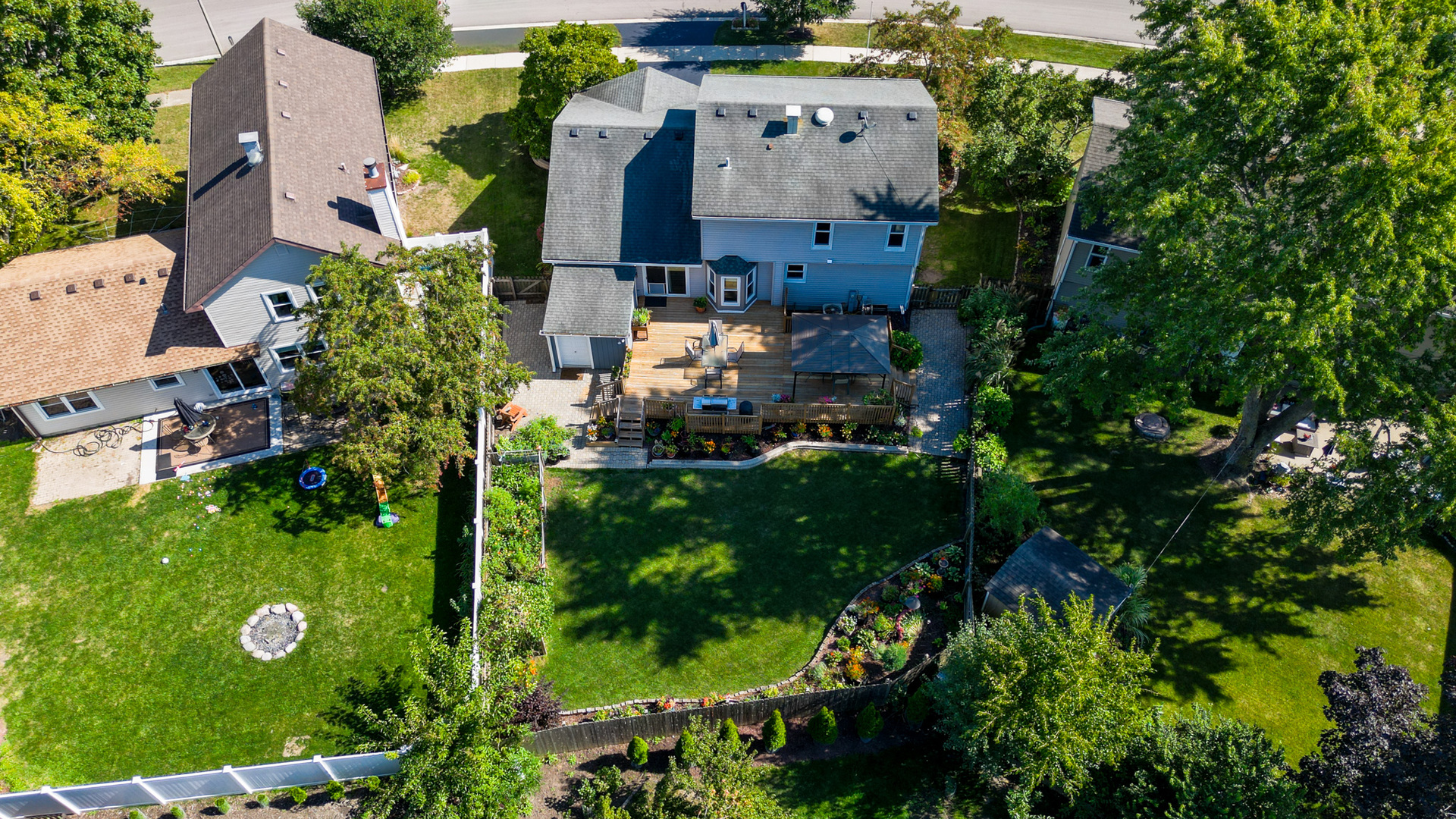 2486 Hedge Row Drive, Aurora, IL 60502