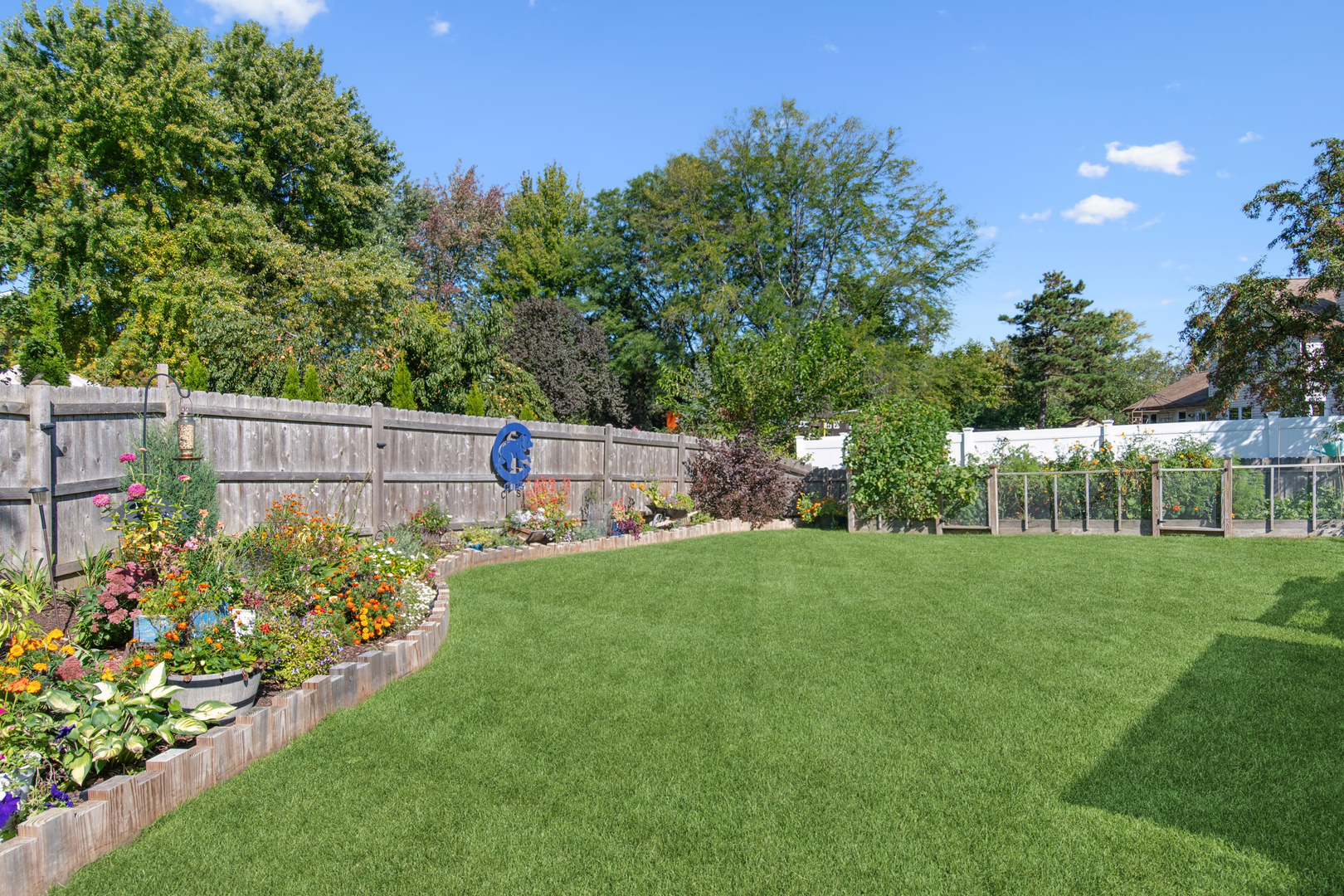 2486 Hedge Row Drive, Aurora, IL 60502