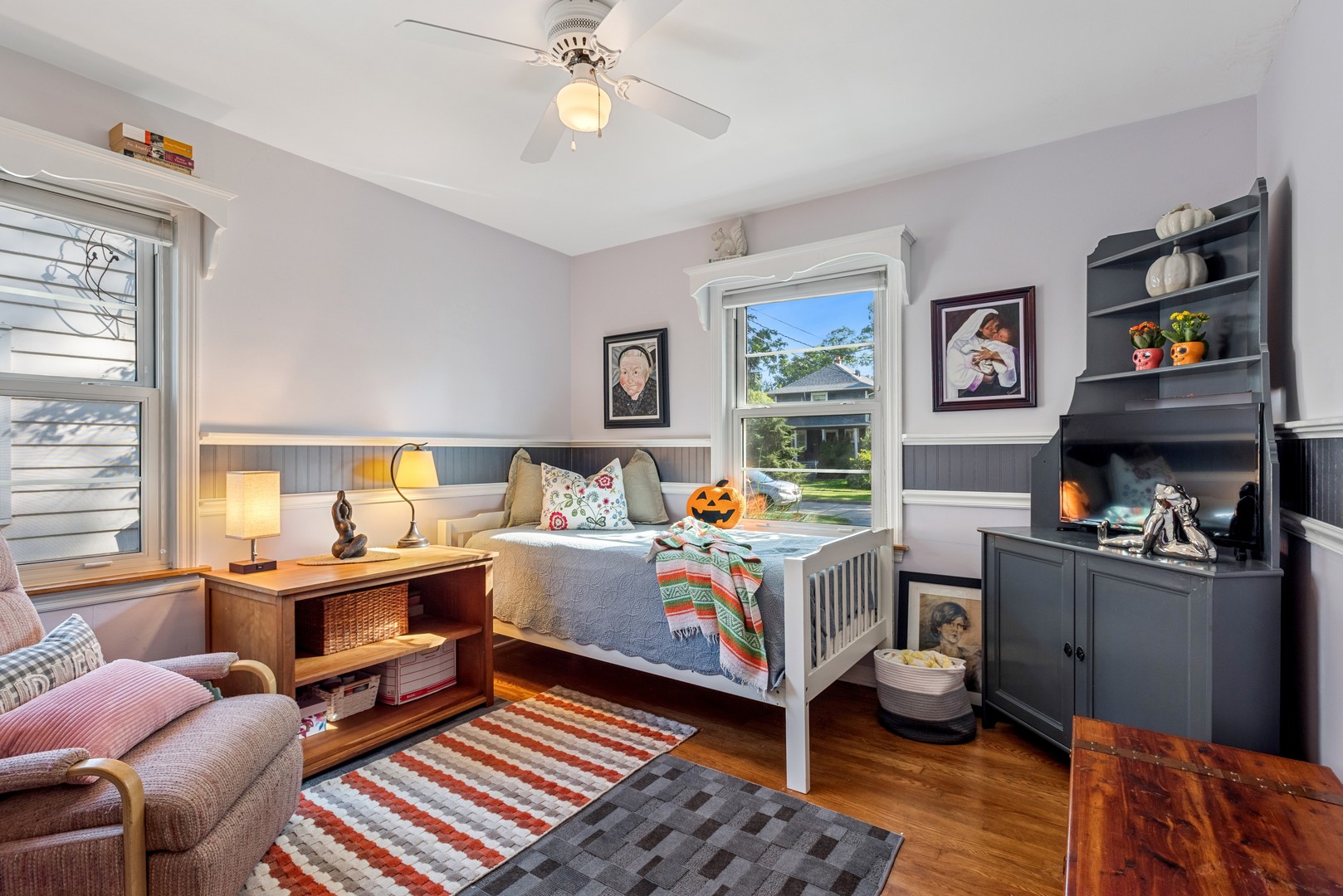 738 Pleasant Avenue, Glen Ellyn, IL 60137