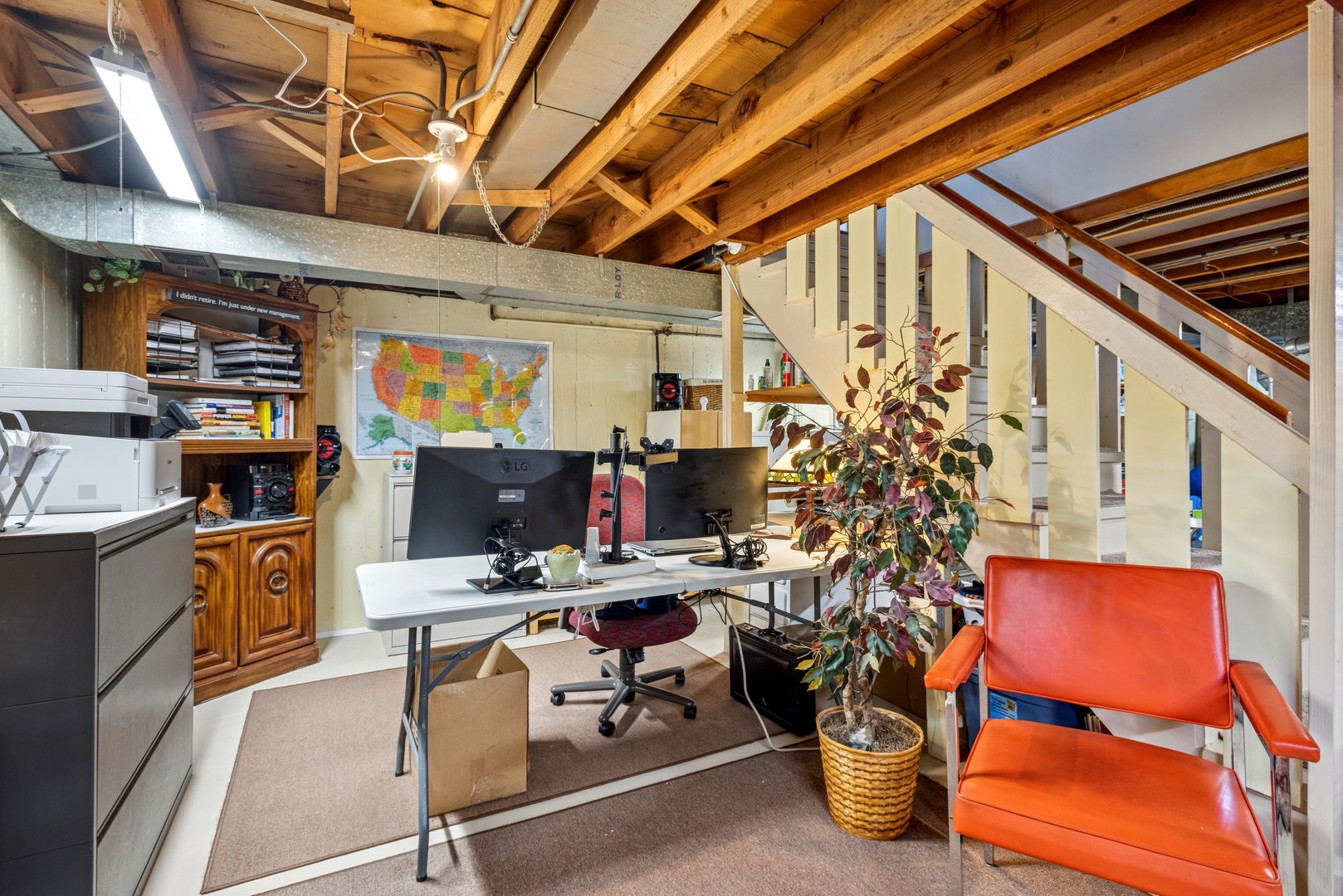 738 Pleasant Avenue, Glen Ellyn, IL 60137