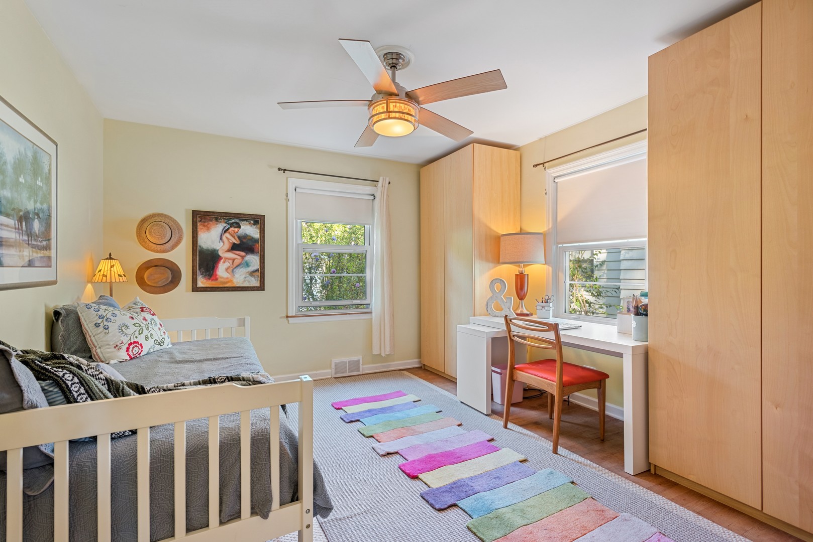 738 Pleasant Avenue, Glen Ellyn, IL 60137