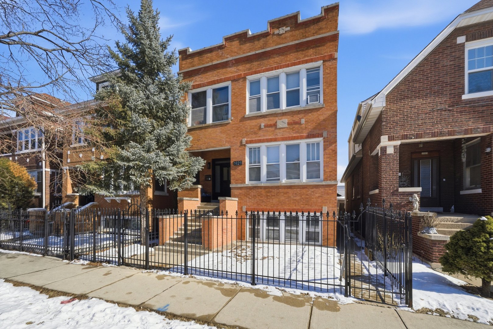 1621 S 50th Court, Cicero, IL 60804