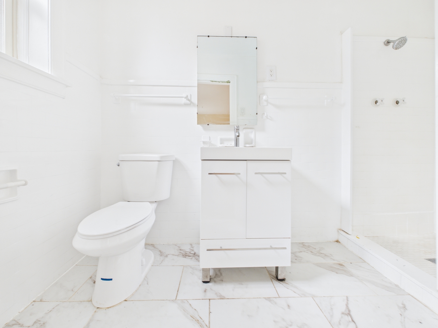 2221 E 68th Street #3, Chicago, IL 60649