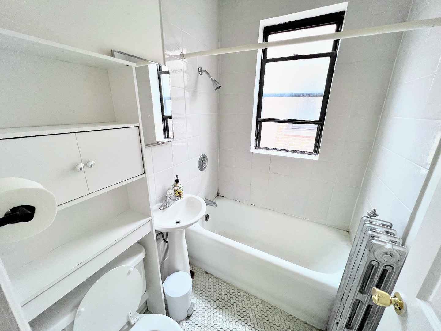 839 W Sheridan Road #518, Chicago, IL 60613
