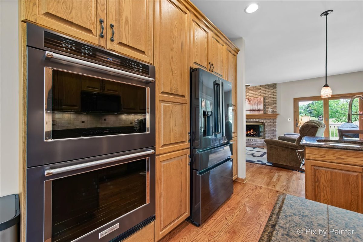 26W036 Klein Creek Drive, Winfield, IL 60190