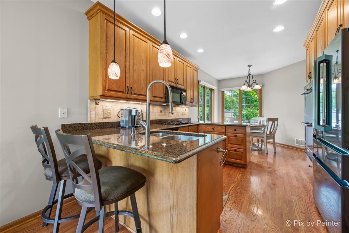 26W036 Klein Creek Drive, Winfield, IL 60190