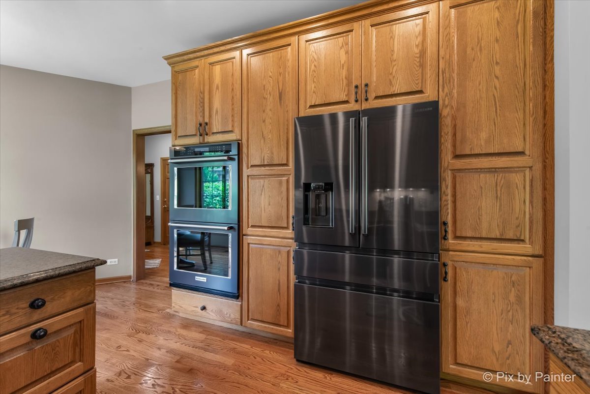 26W036 Klein Creek Drive, Winfield, IL 60190