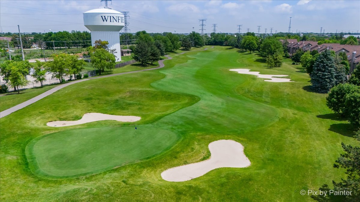 26W036 Klein Creek Drive, Winfield, IL 60190