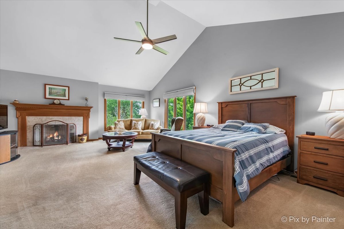 26W036 Klein Creek Drive, Winfield, IL 60190