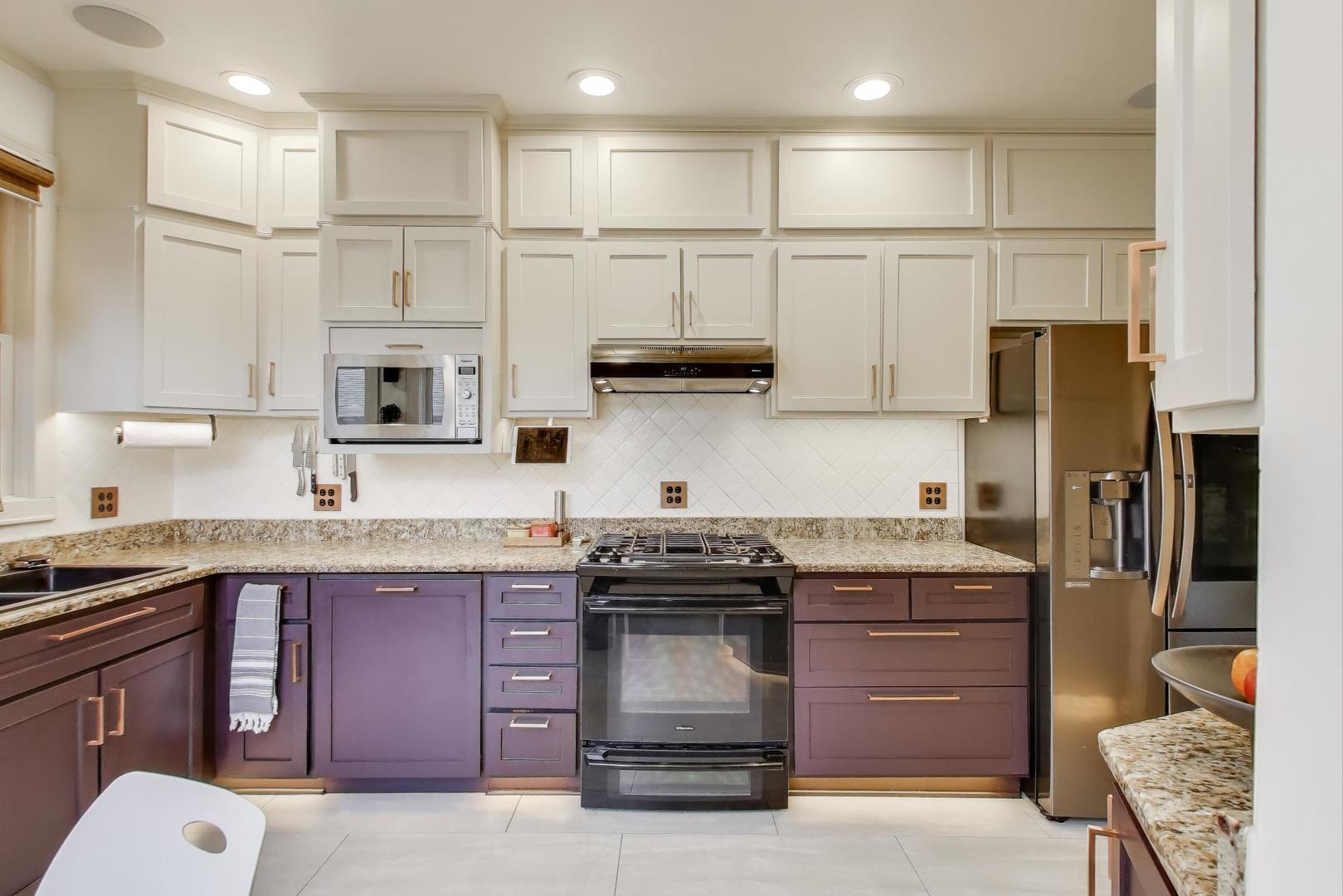 408 E Evergreen Street, Wheaton, IL 60187