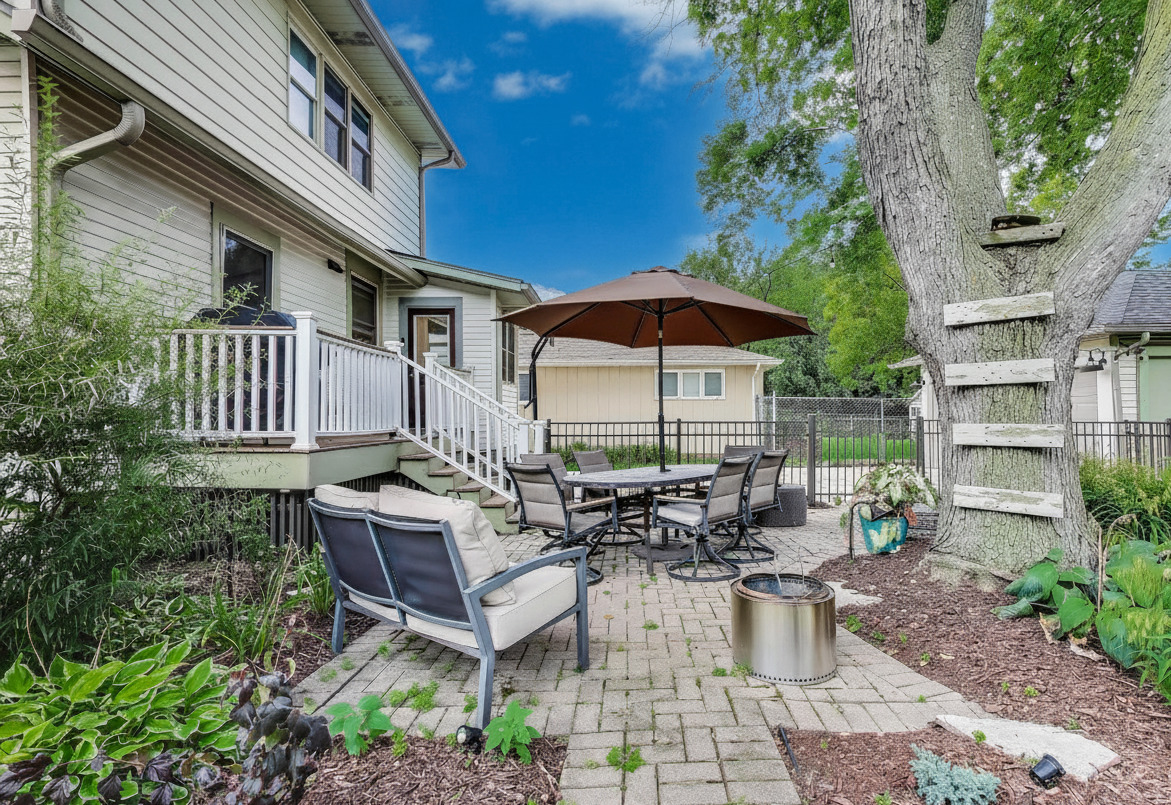 408 E Evergreen Street, Wheaton, IL 60187