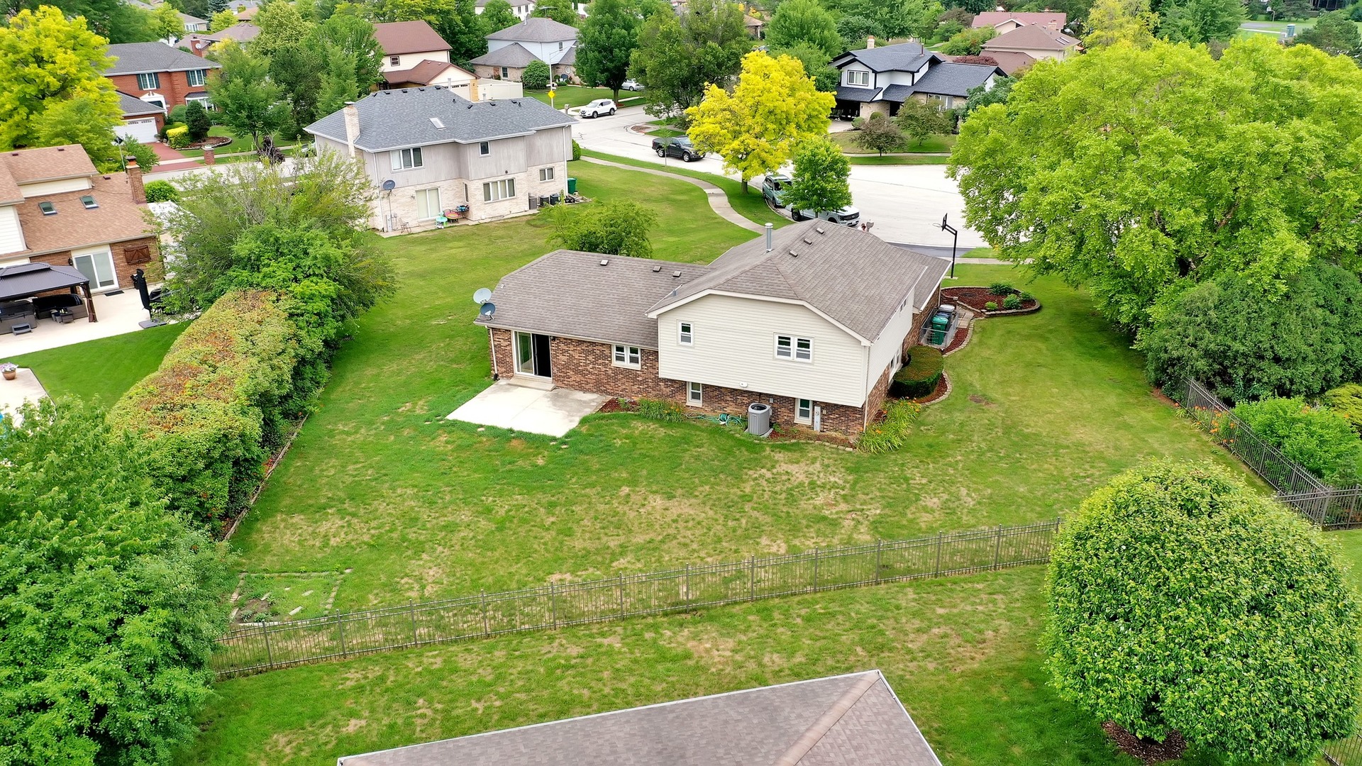 15630 Aris Court, Orland Park, IL 60462