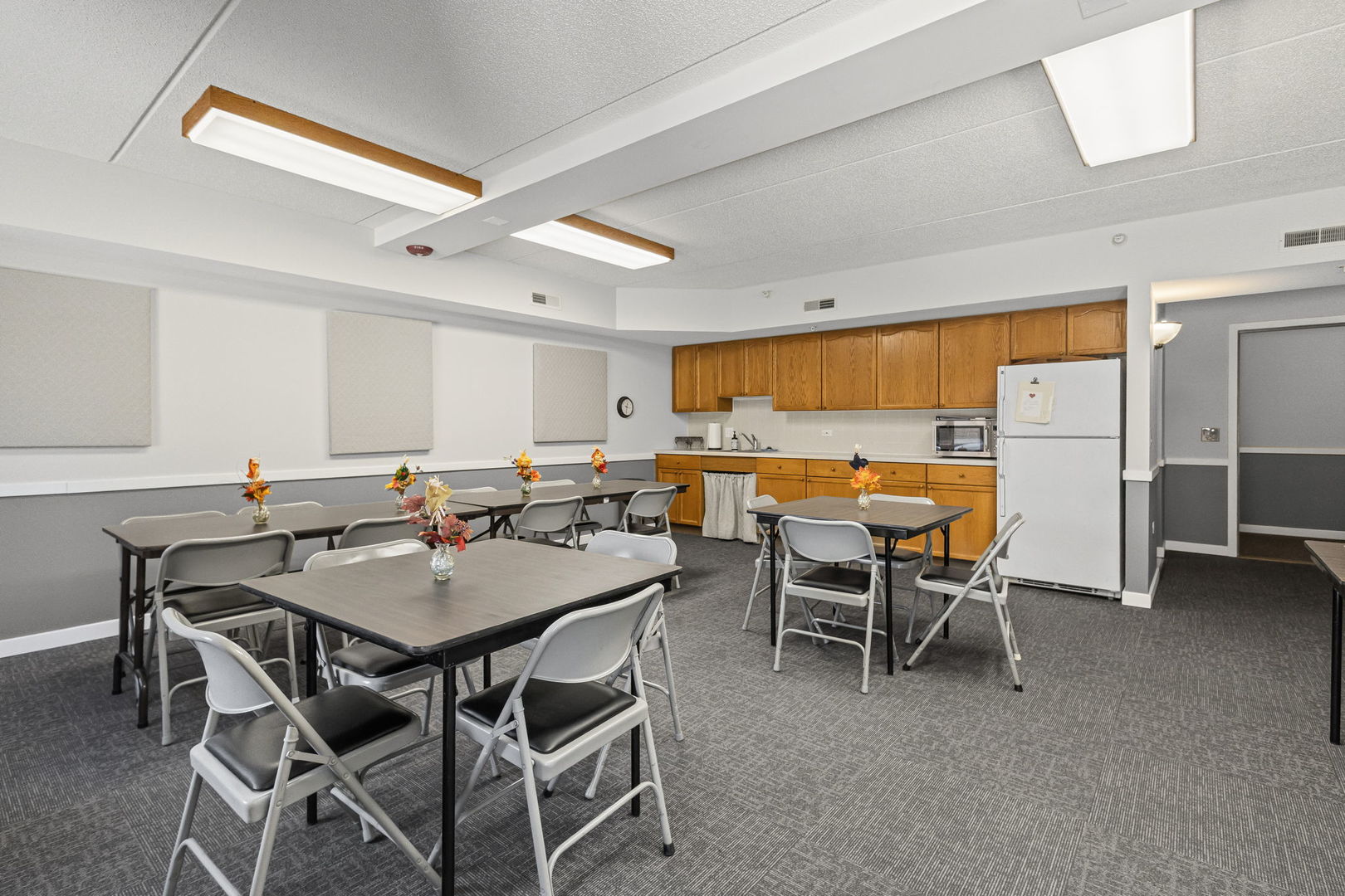 201 N Vail Avenue #305, Arlington Heights, IL 60004