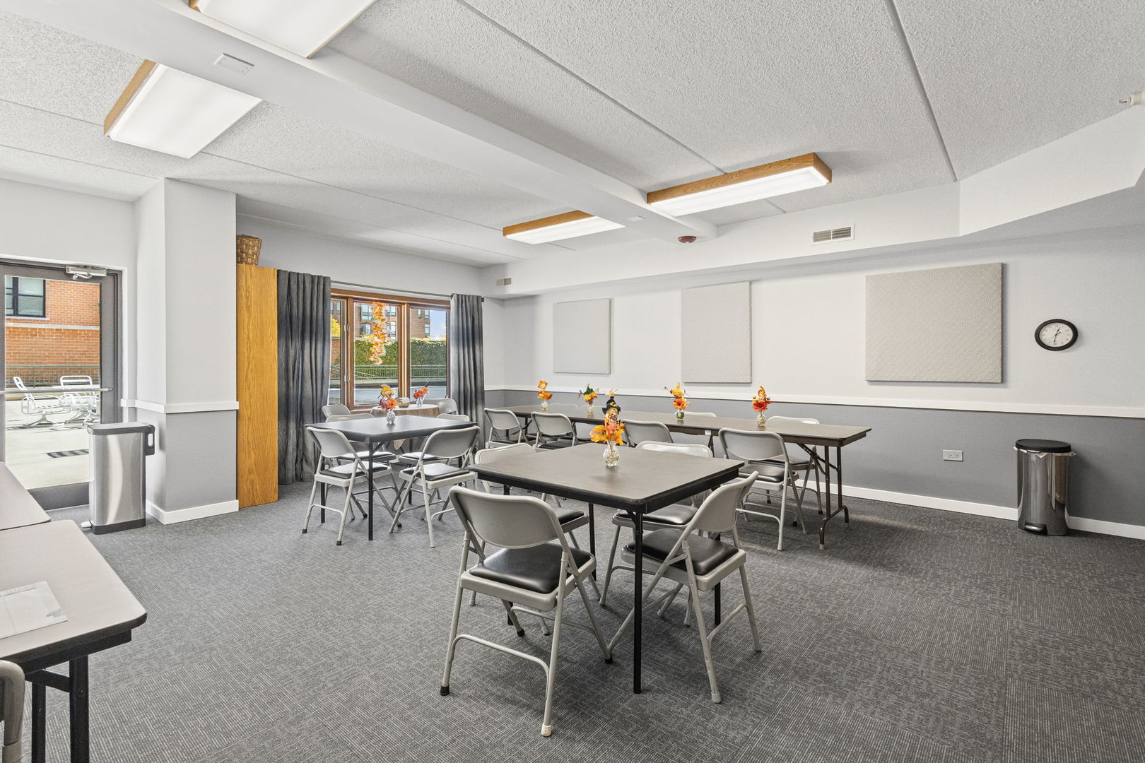 201 N Vail Avenue #305, Arlington Heights, IL 60004