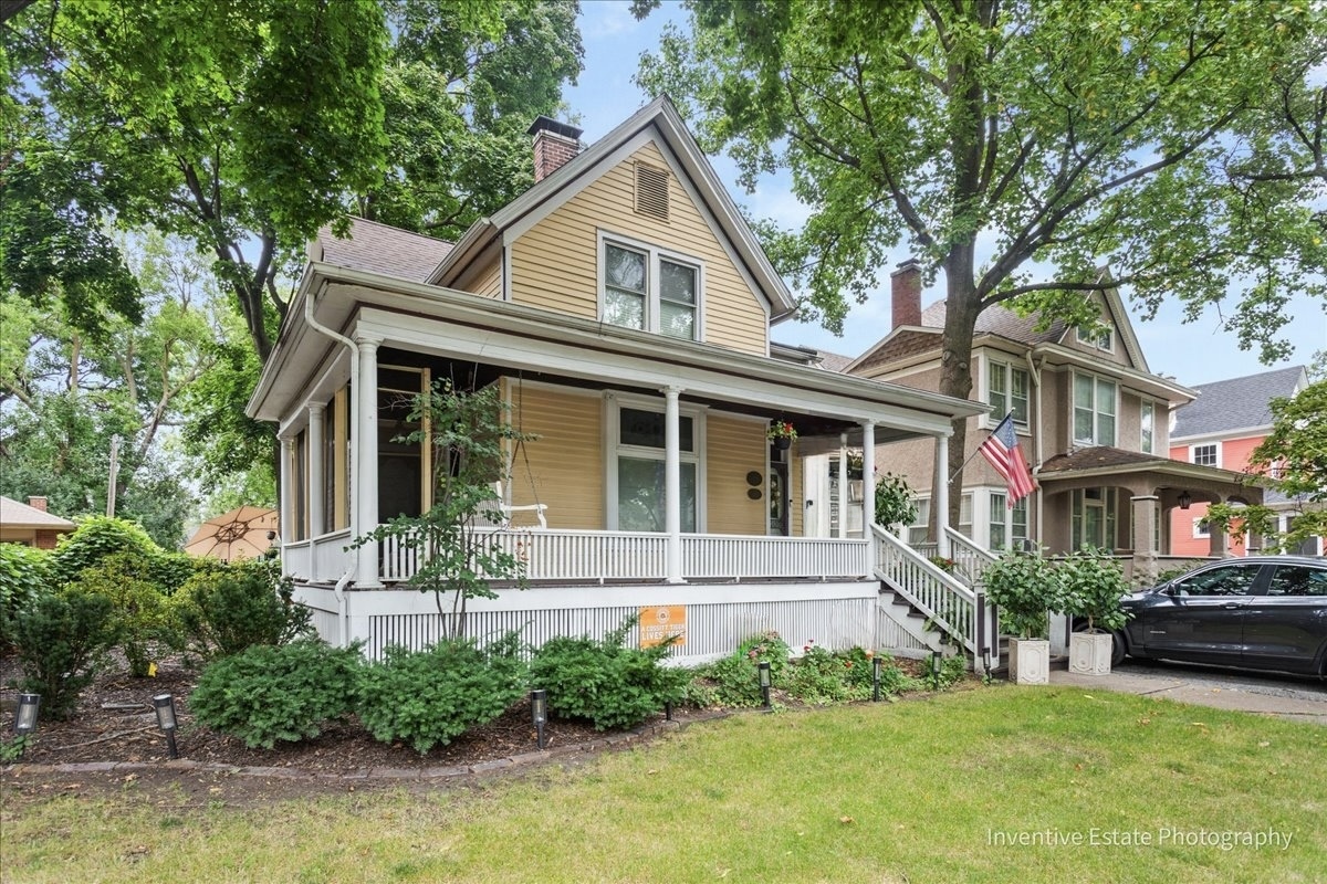 430 S La Grange Road, La Grange, IL 60525