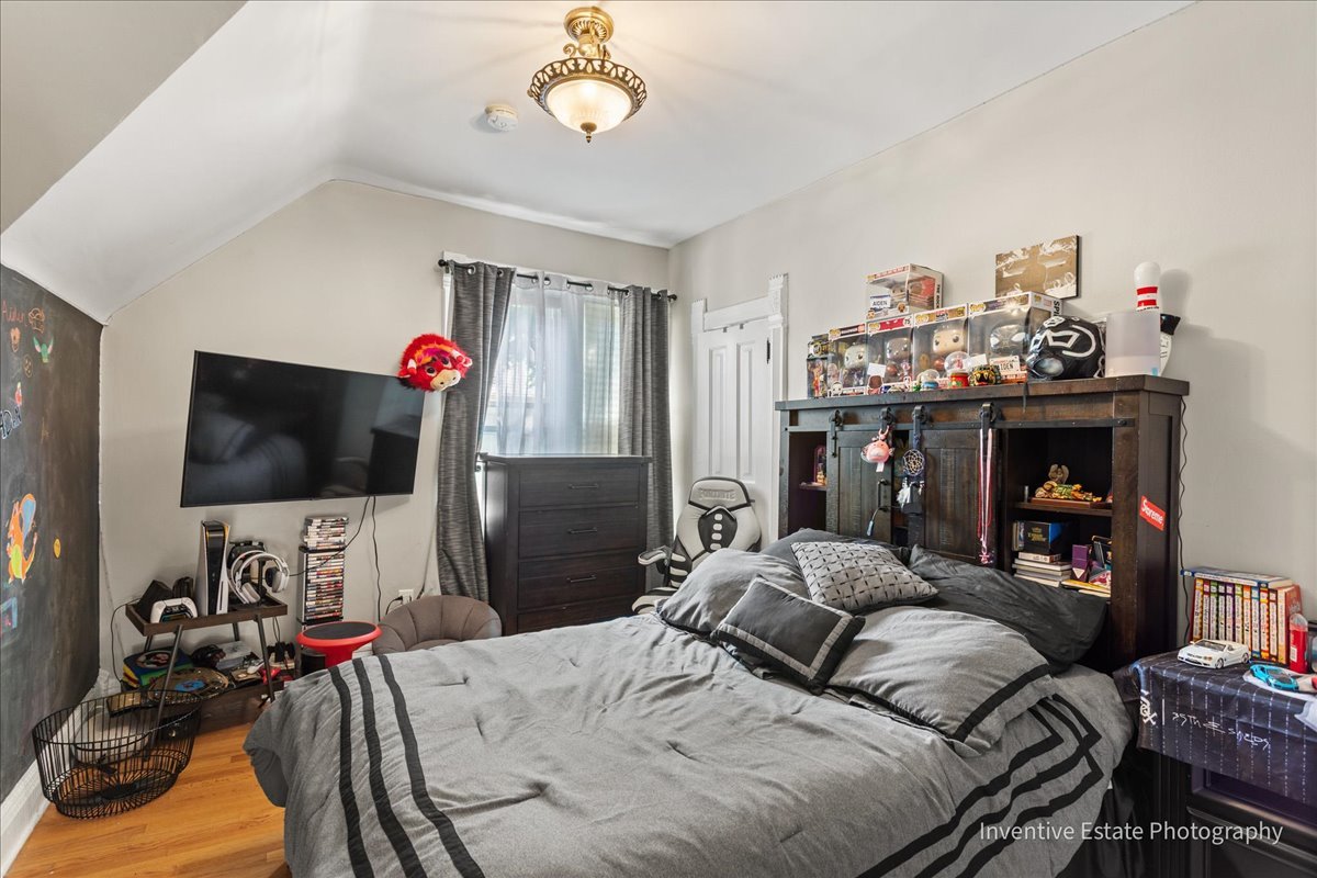 430 S La Grange Road, La Grange, IL 60525