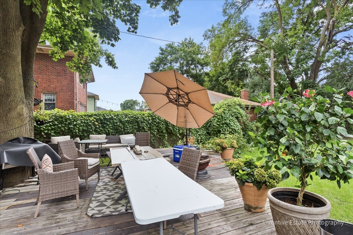 430 S La Grange Road, La Grange, IL 60525