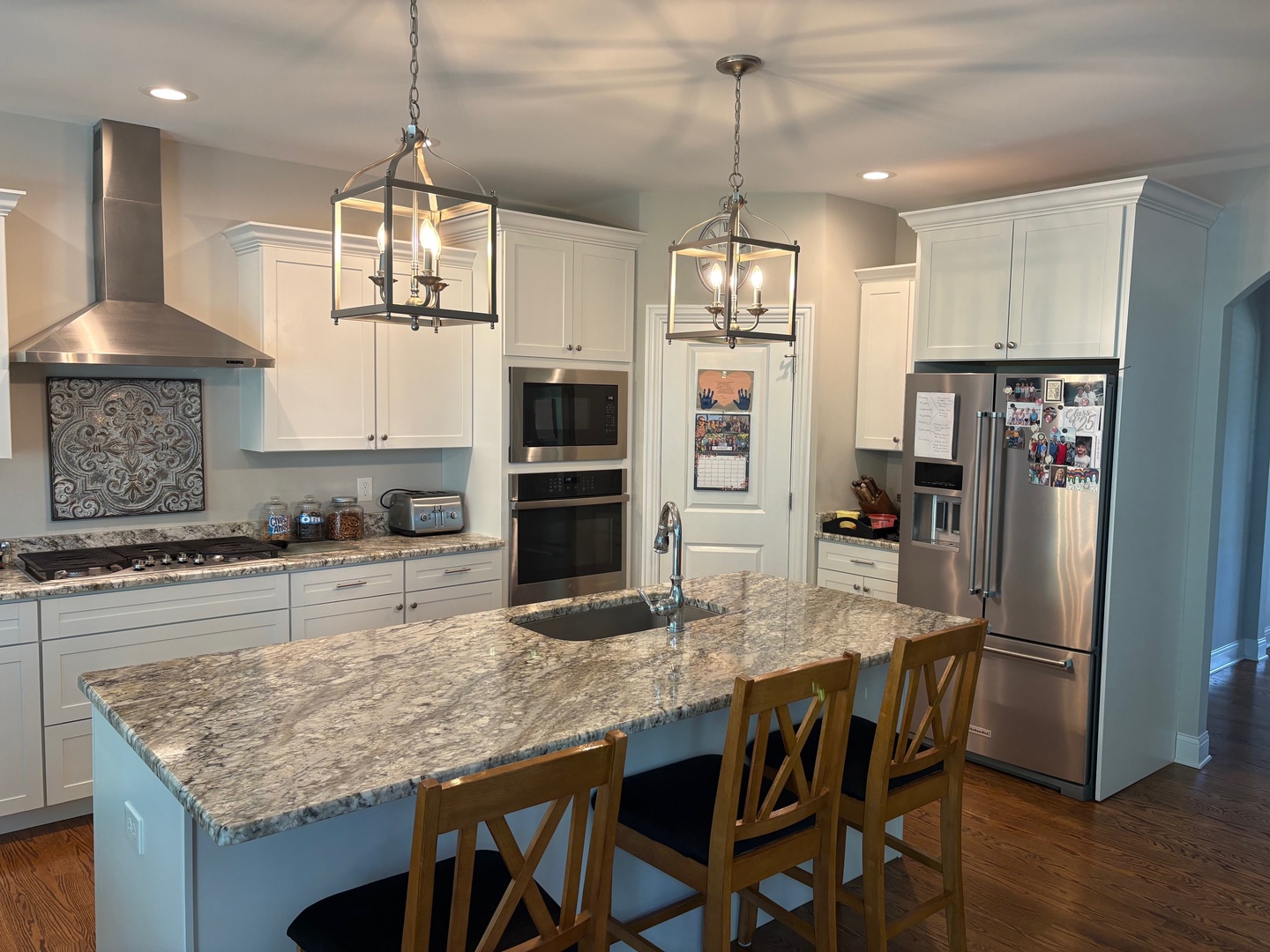 941 Blackberry Shore Lane, Yorkville, IL 60560
