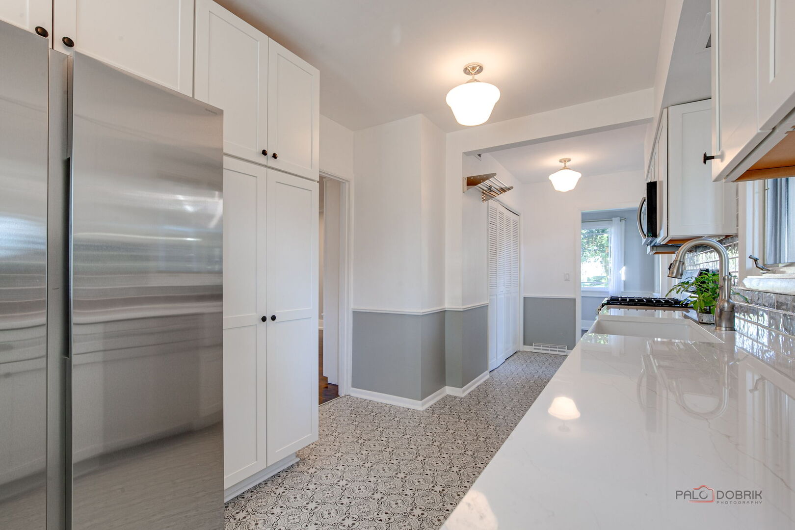 425 E Park Street, Mundelein, IL 60060