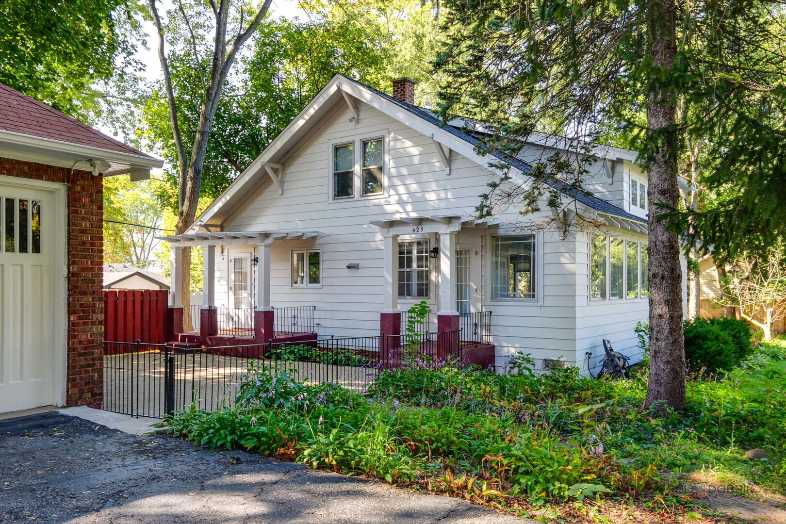 425 E Park Street, Mundelein, IL 60060