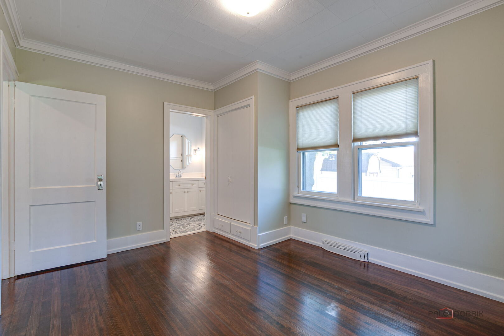 425 E Park Street, Mundelein, IL 60060