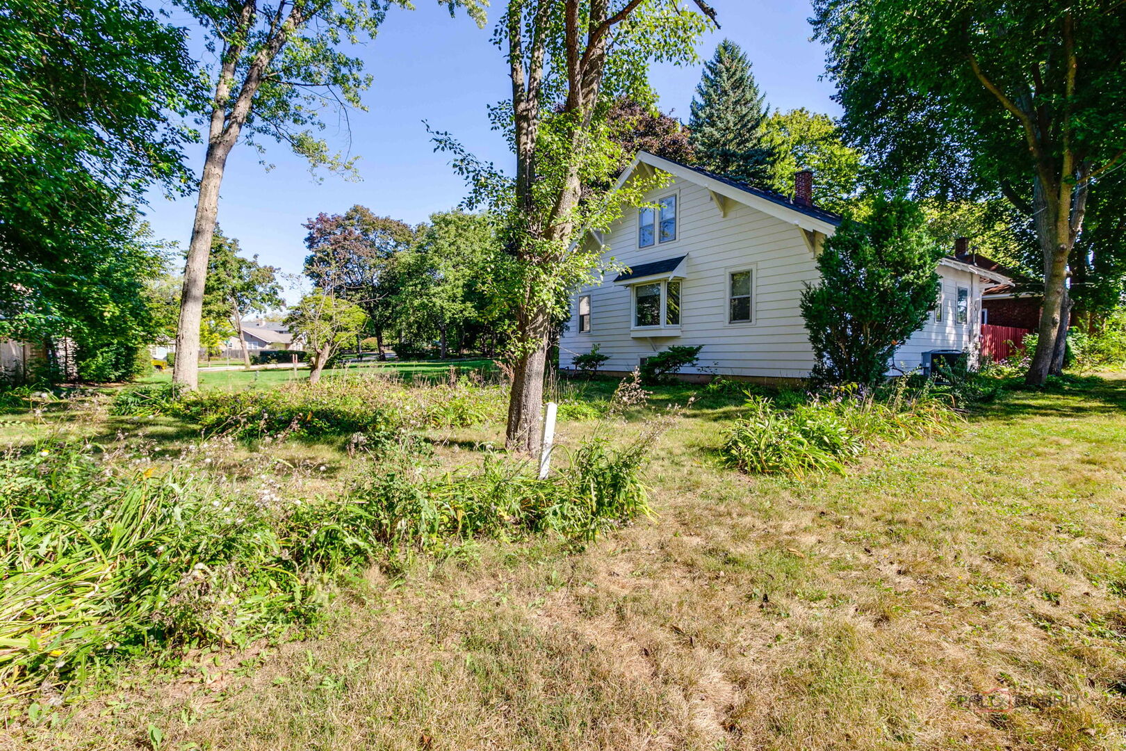 425 E Park Street, Mundelein, IL 60060