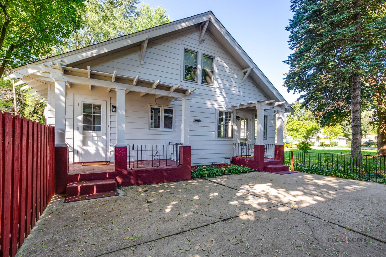 425 E Park Street, Mundelein, IL 60060
