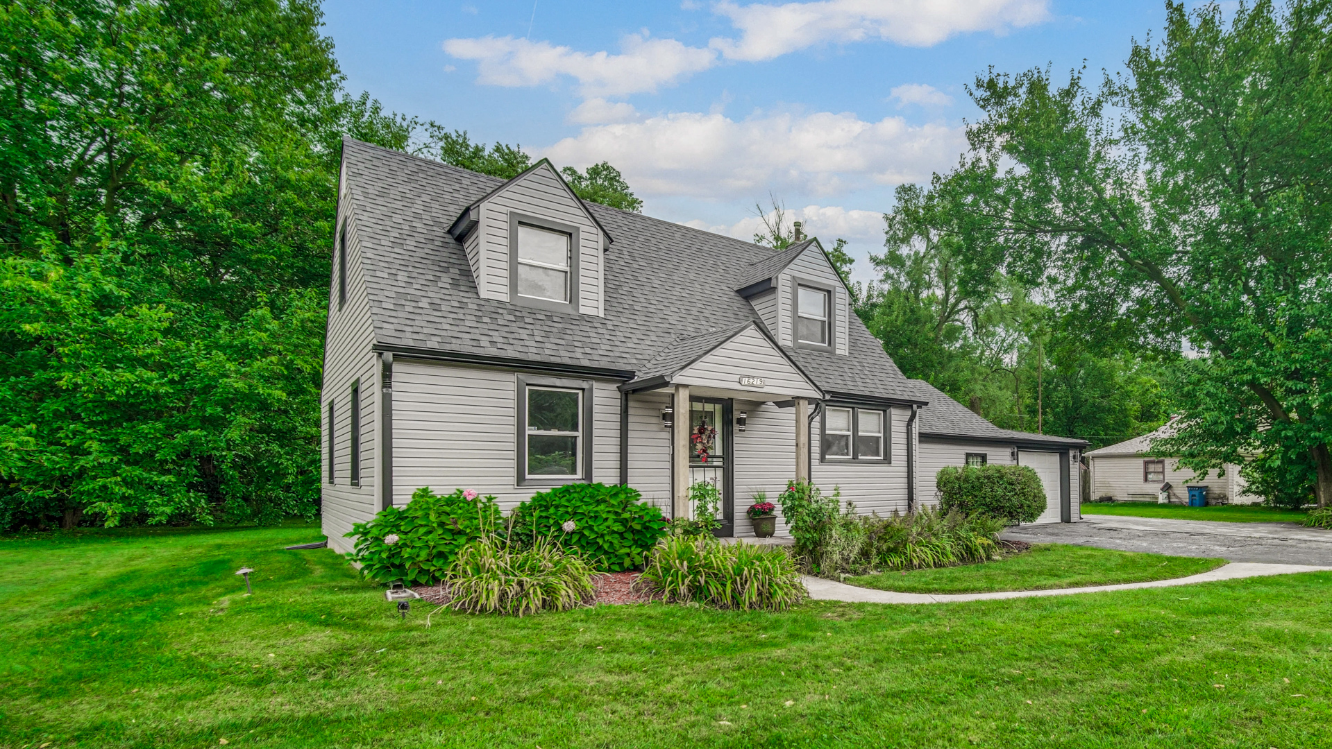 16219 Turner Avenue, Markham, IL 60428