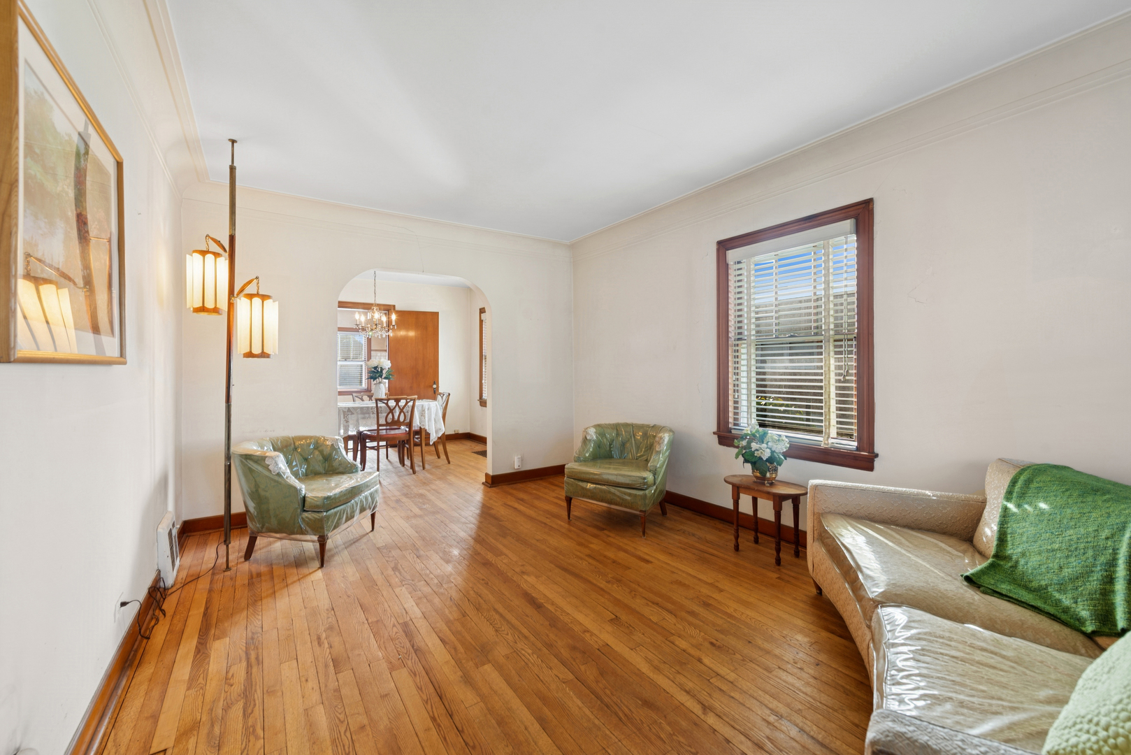 3315 N Ozark Avenue, Chicago, IL 60634