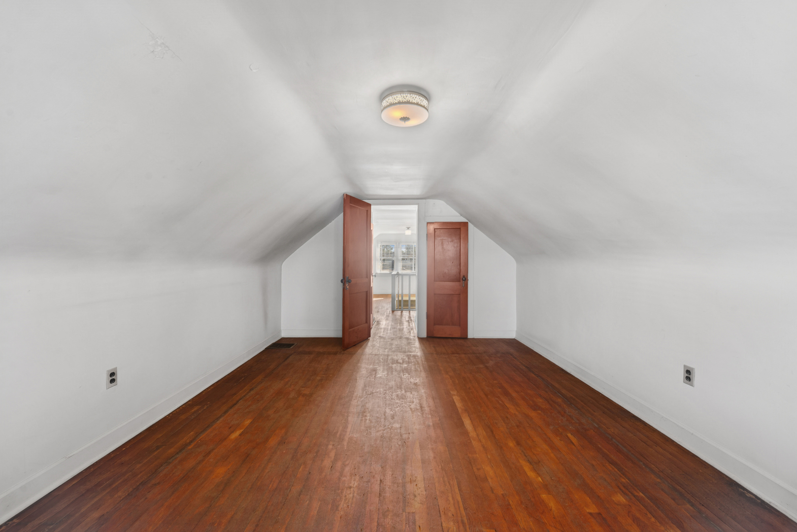 3315 N Ozark Avenue, Chicago, IL 60634