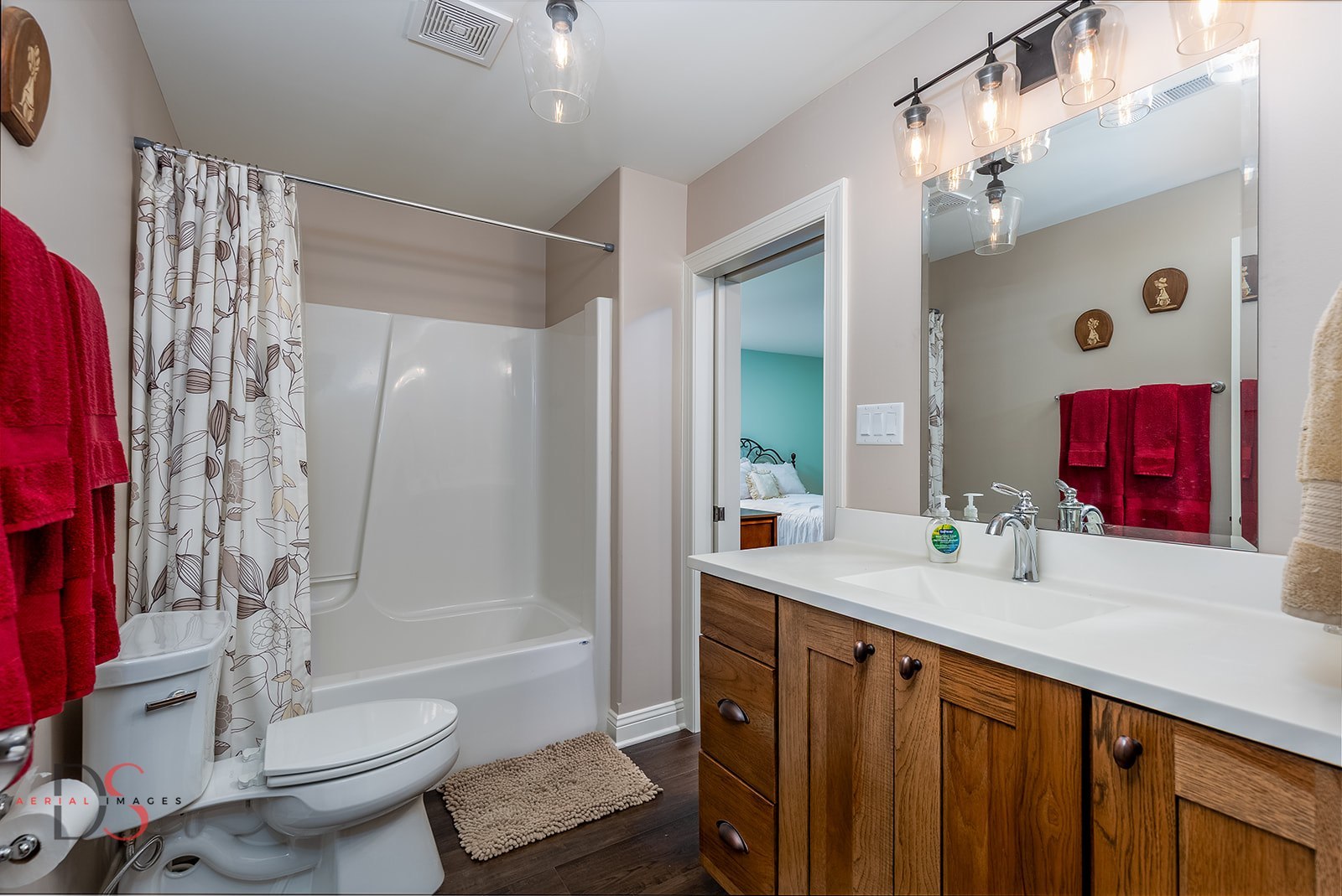 1403 Shaws Lane, Ottawa, IL 60350