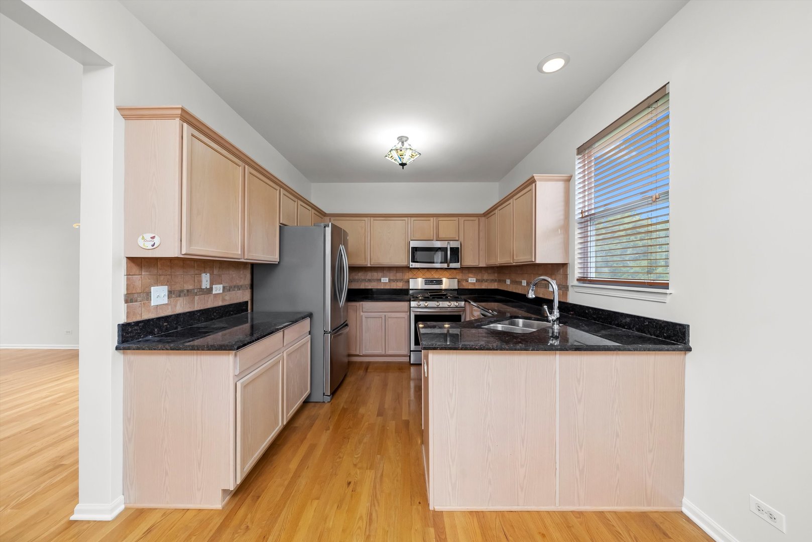 11661 S Derby Lane, Plainfield, IL 60585