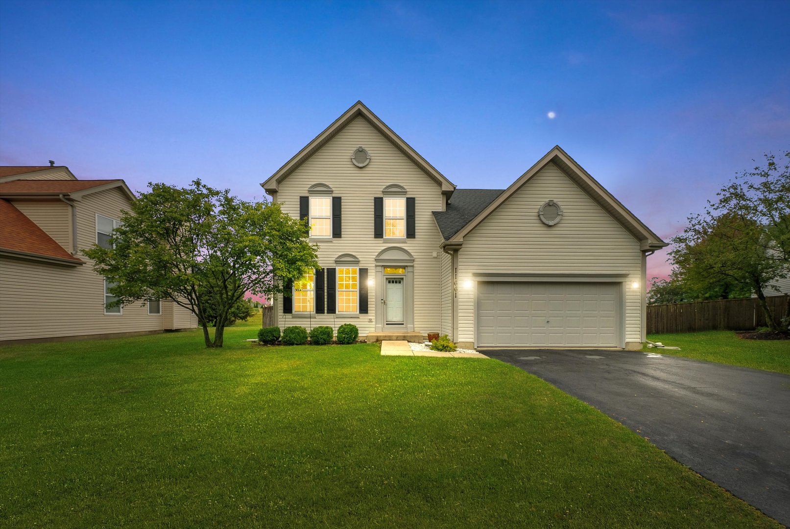 11661 S Derby Lane, Plainfield, IL 60585