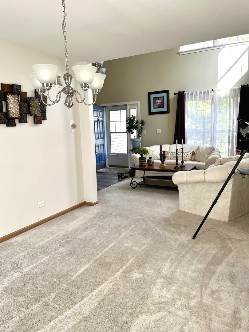 1003 Plaintain Drive, Joliet, IL 60431