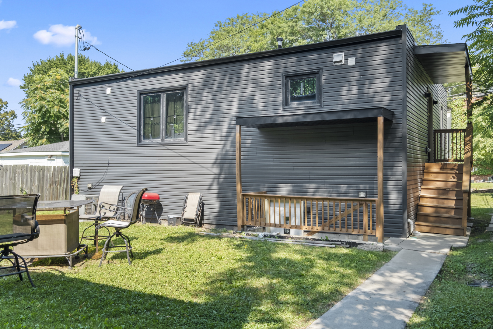 2307 Lake Street #2, Evanston, IL 60201