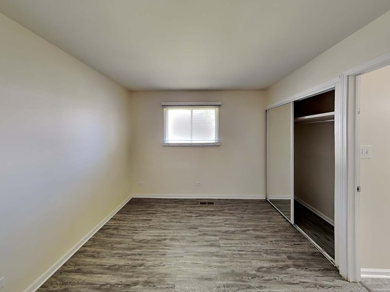 164 Fairwood Drive, Bolingbrook, IL 60440