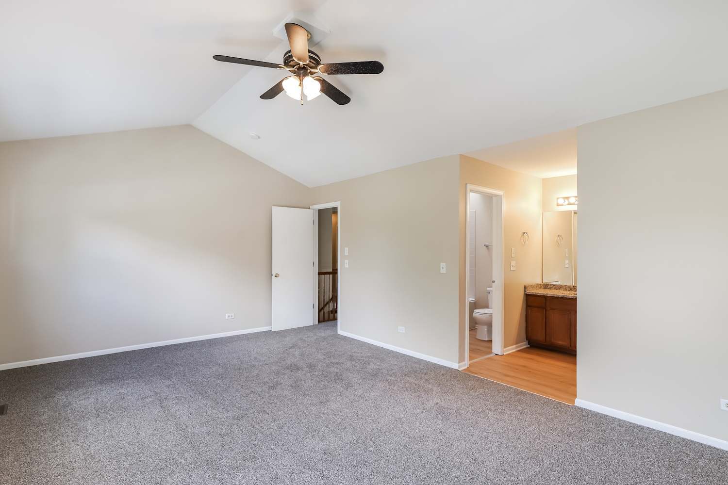 134 Brookwood Lane, Bolingbrook, IL 60440