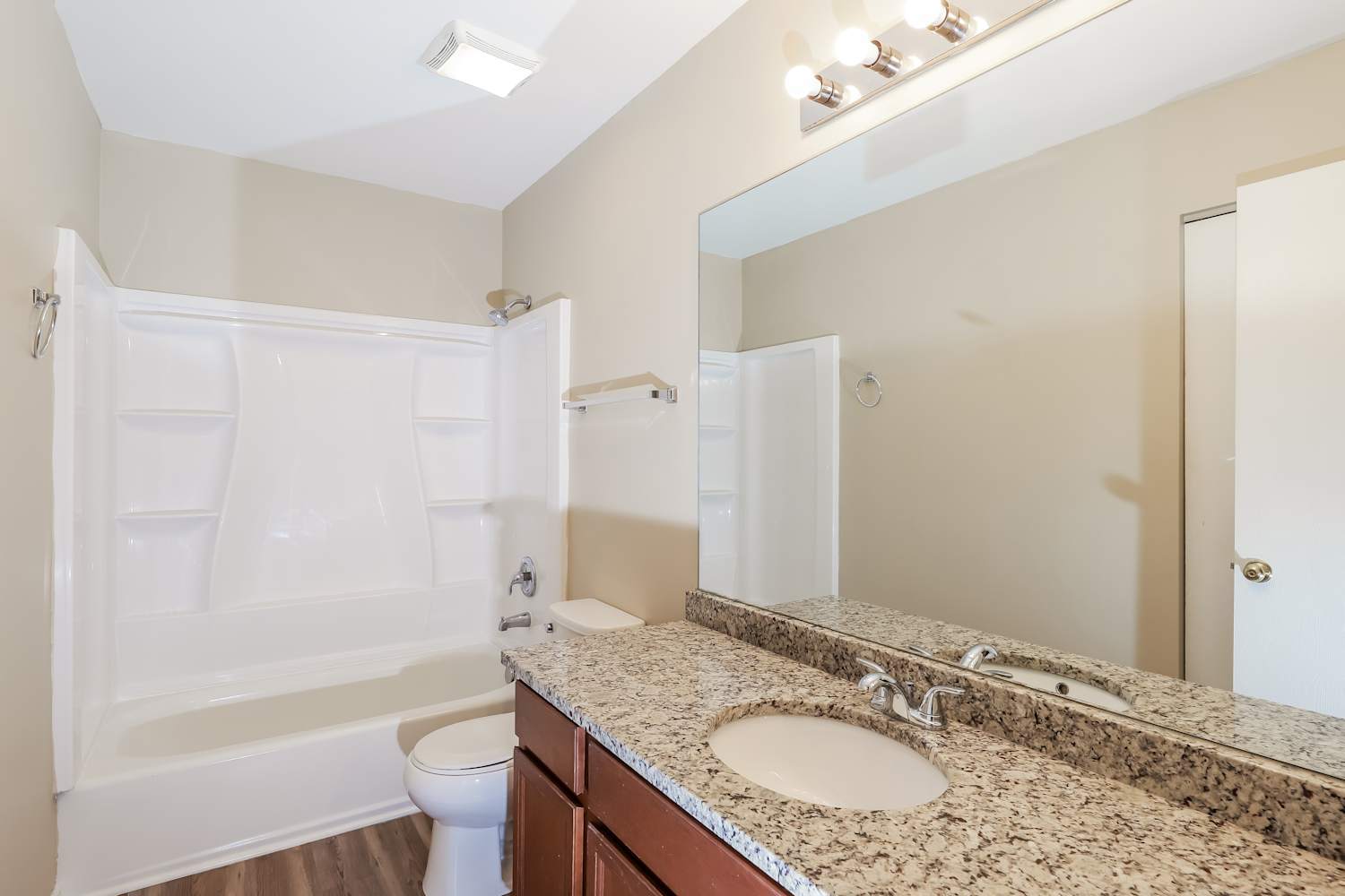 134 Brookwood Lane, Bolingbrook, IL 60440