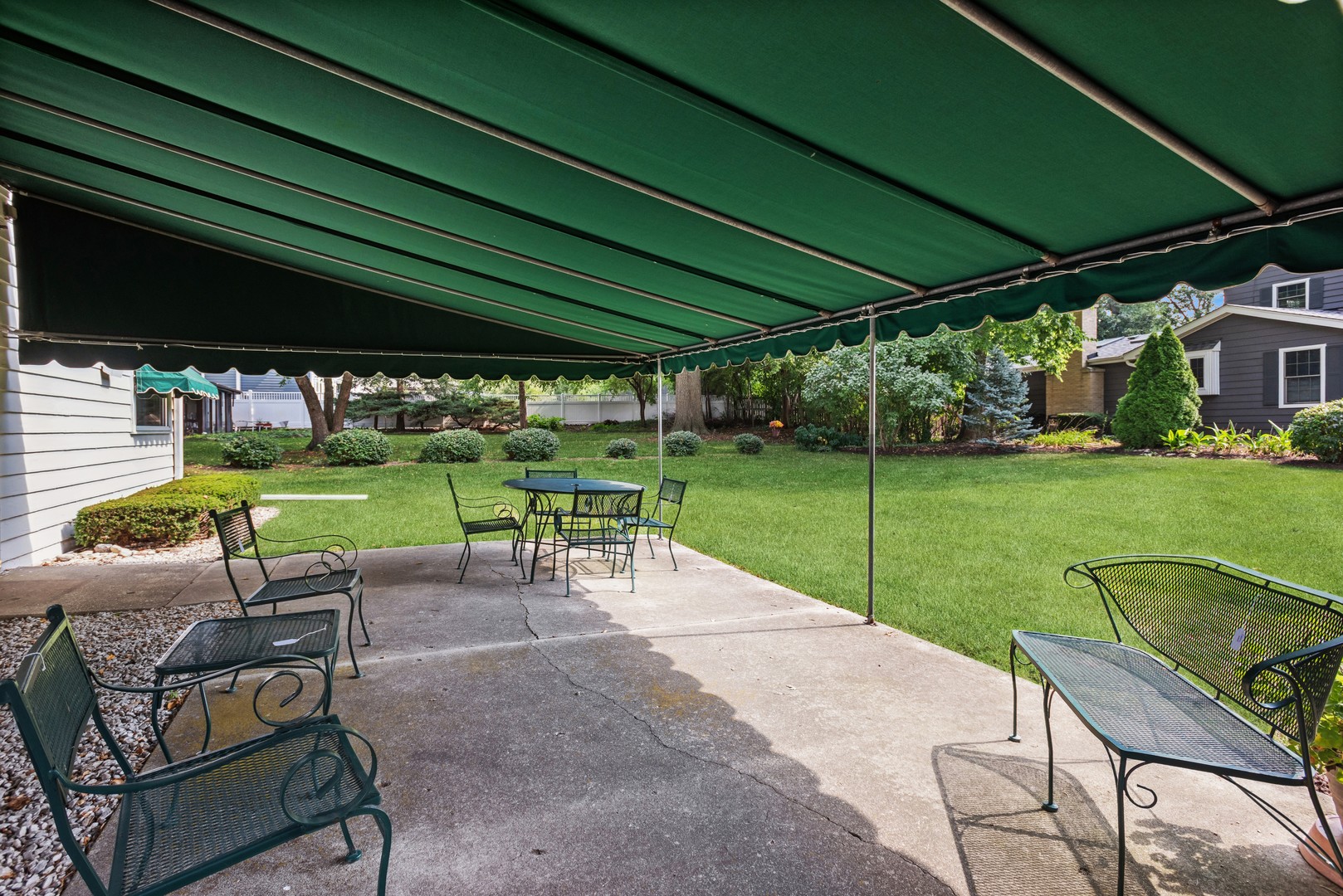 104 E Elm Street, Wheaton, IL 60189