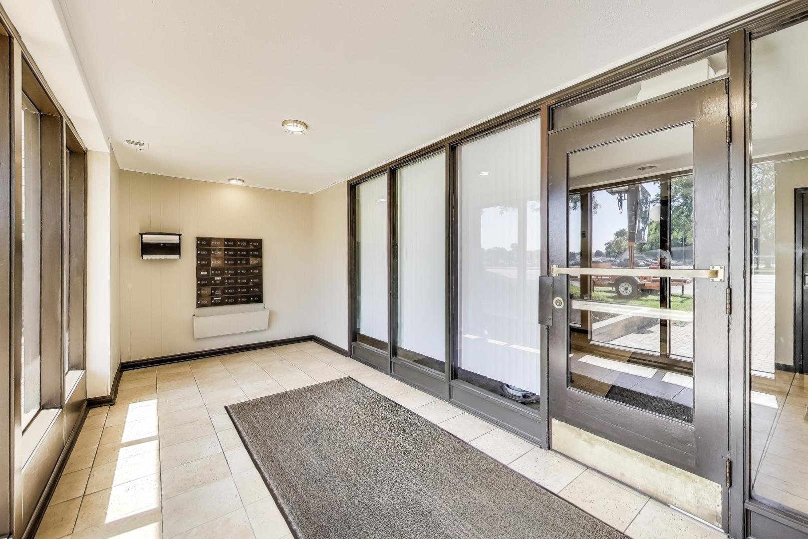 7710 Dempster Street #204, Morton Grove, IL 60053