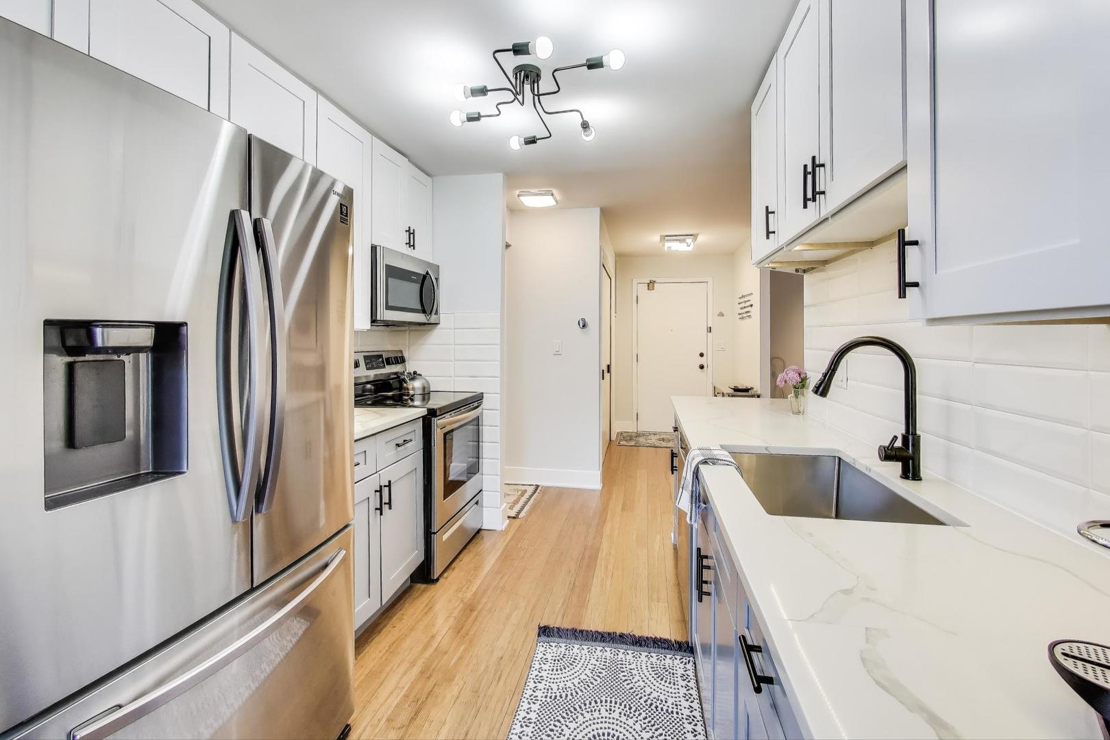 7710 Dempster Street #204, Morton Grove, IL 60053