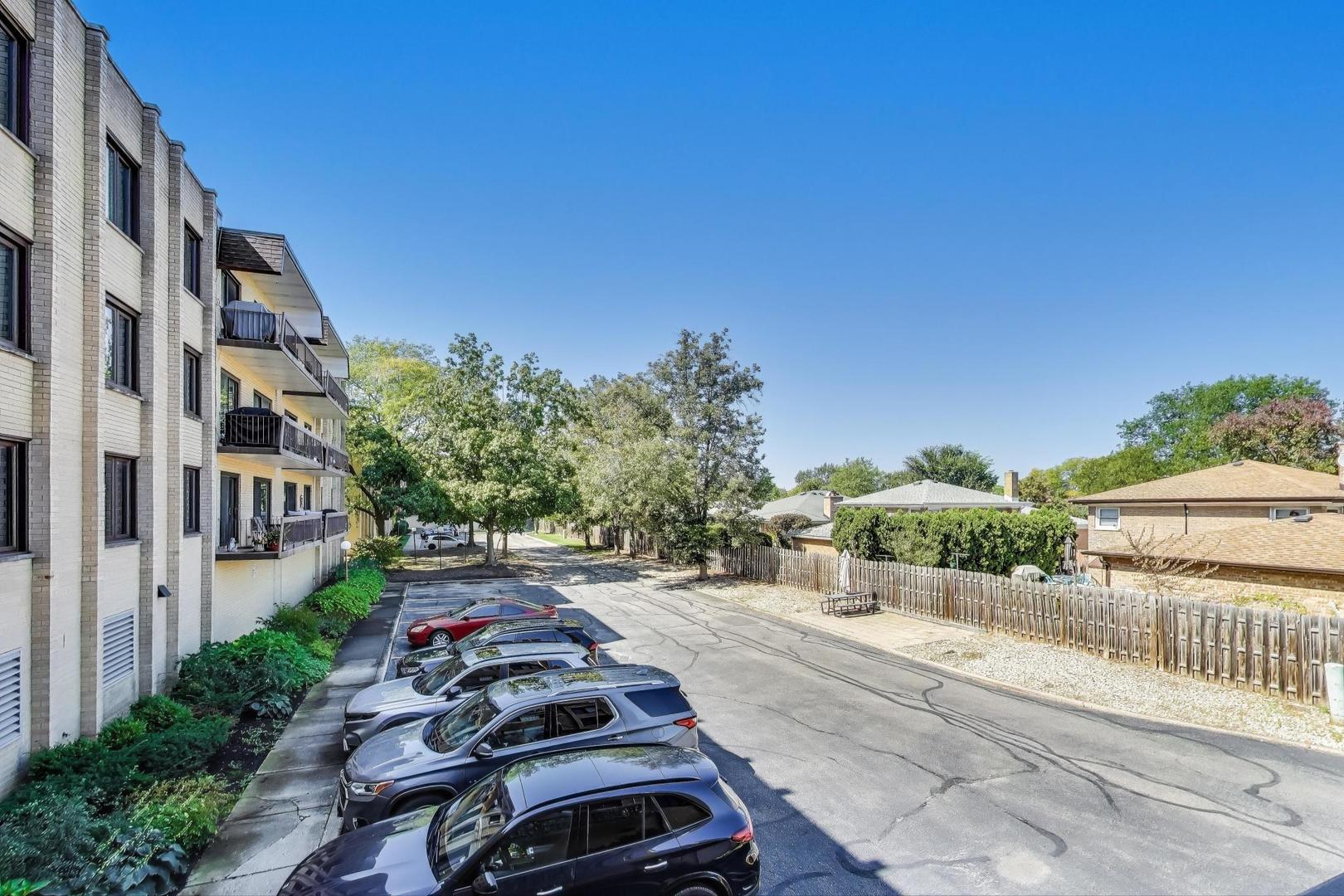 7710 Dempster Street #204, Morton Grove, IL 60053