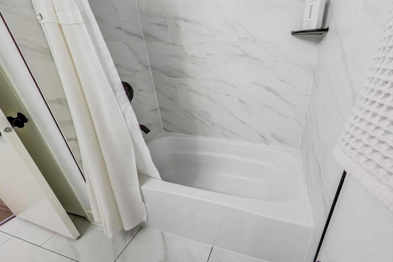 7710 Dempster Street #204, Morton Grove, IL 60053