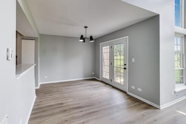 2105 GLASGOW Court, Hanover Park, IL 60133