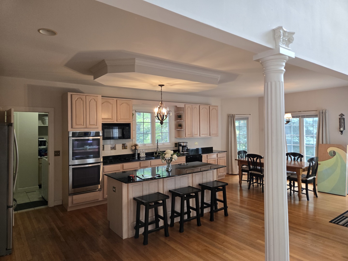 4941 Emerson Avenue, Palatine, IL 60067