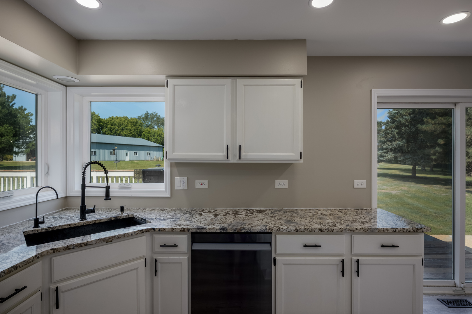 6805 Johnsburg Road, Spring Grove, IL 60081