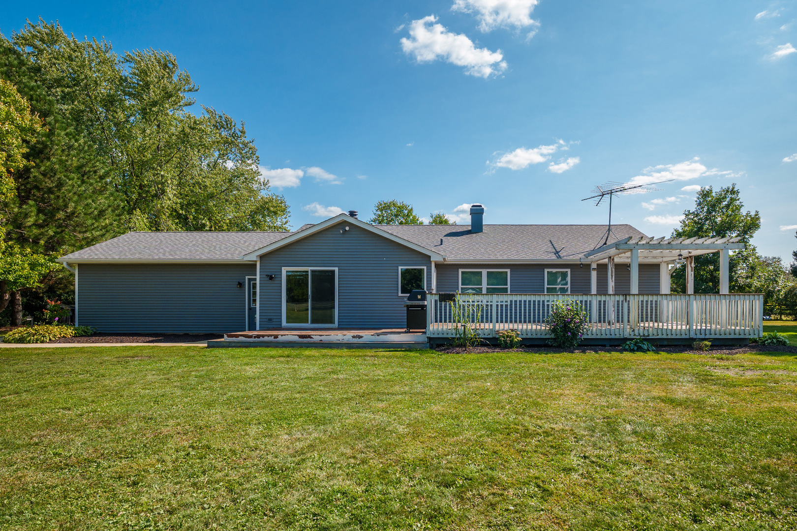 6805 Johnsburg Road, Spring Grove, IL 60081