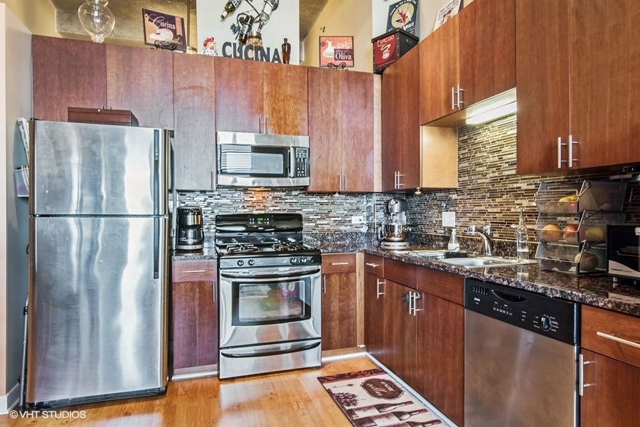320 E 21st Street #708, Chicago, IL 60616