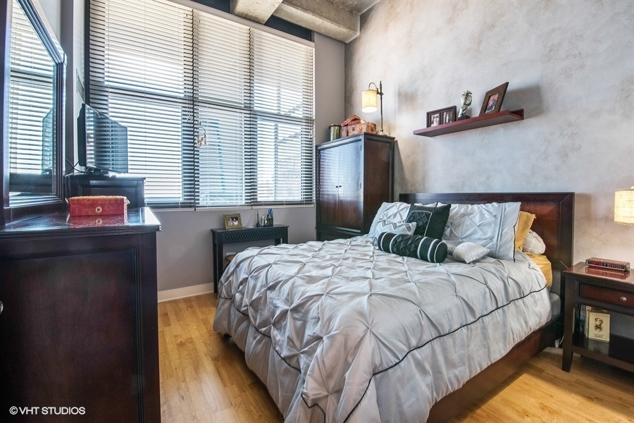 320 E 21st Street #708, Chicago, IL 60616
